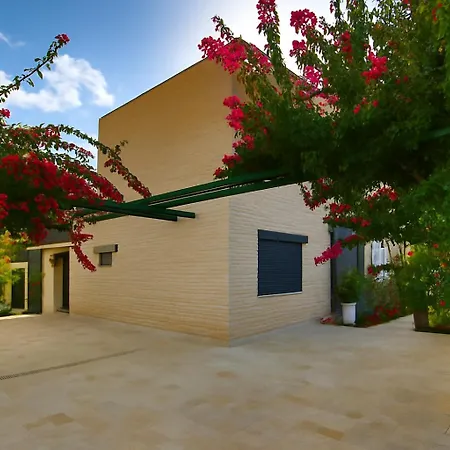 Vibavilla Elite Villa *