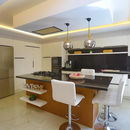 Vibavilla Elite Villa *